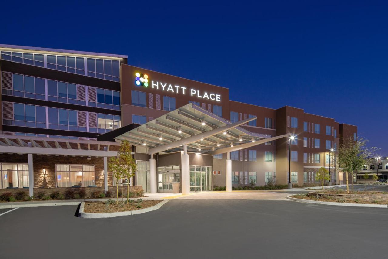 Hyatt Place Bakersfield Exteriör bild